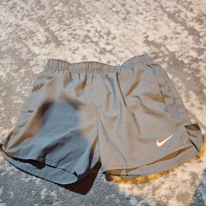 Nike Gray Athletic Shorts Mens Small